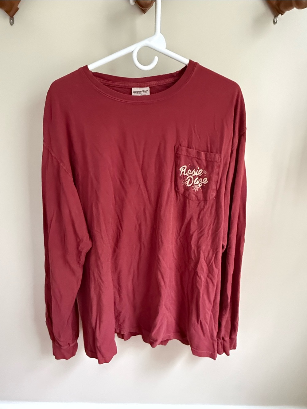 Rosie Daze Women's Red Long-Sleeve Graphic Tee